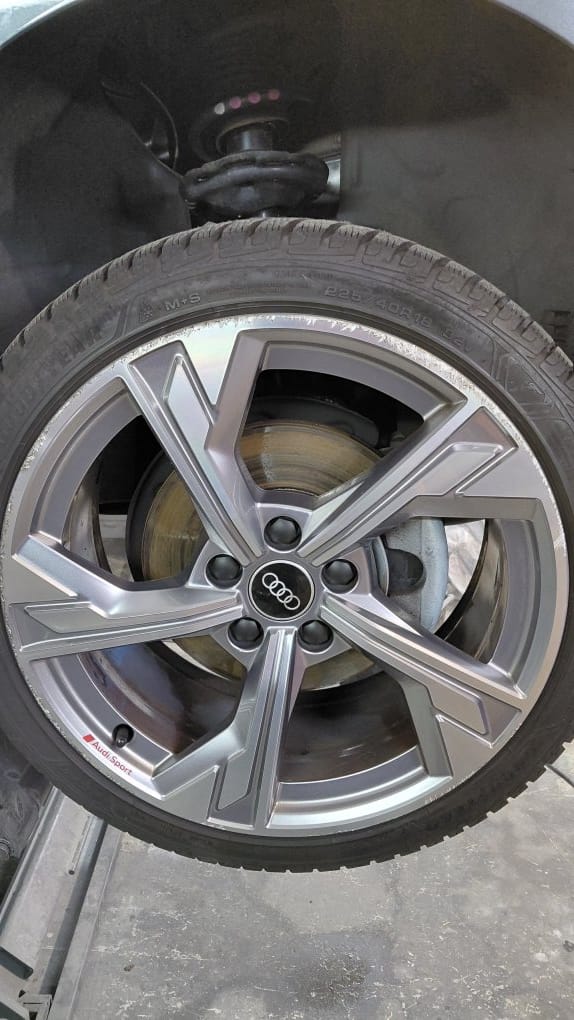 Lichtmetalen velg voor herstel