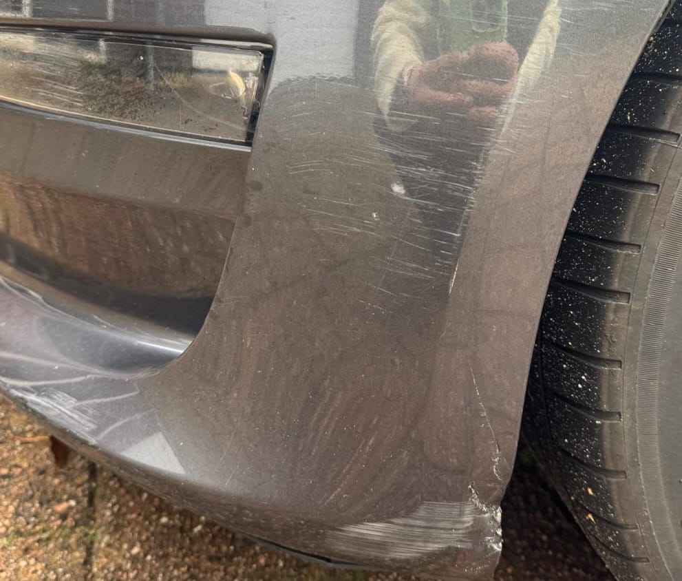 Bumper met schaafschade